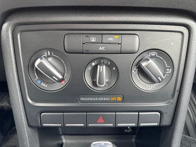 2014 Volkswagen Beetle 1.8T Entry