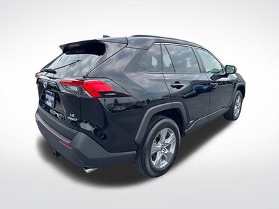 2022 Toyota RAV4 Hybrid LE