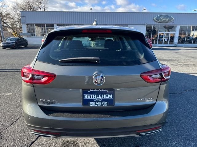 2018 Buick Regal TourX Preferred