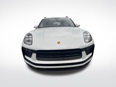 2022 Porsche Macan Base