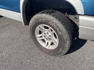 2003 Dodge Dakota SLT