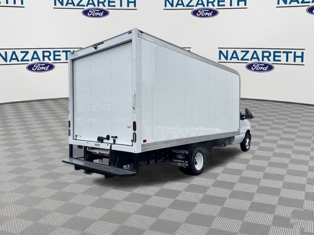 2026 Ford E-450SD Base DRW