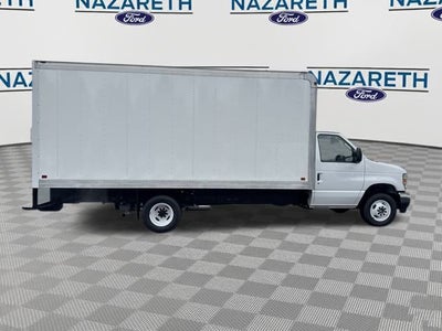 2026 Ford E-450SD Base DRW