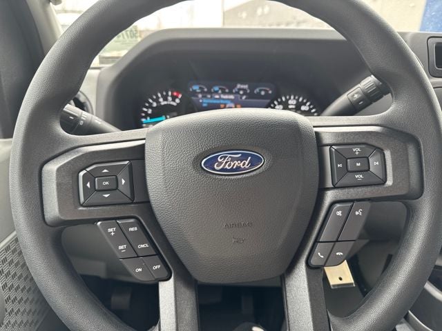 2026 Ford E-450SD Base DRW