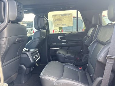 2027 Ford Expedition Platinum