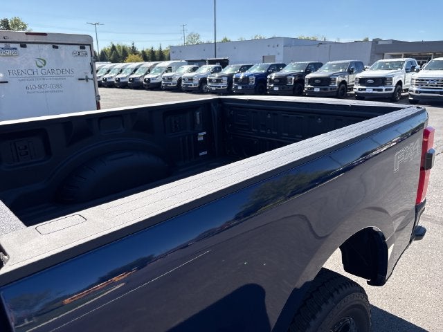 2027 Ford F-250SD XLT