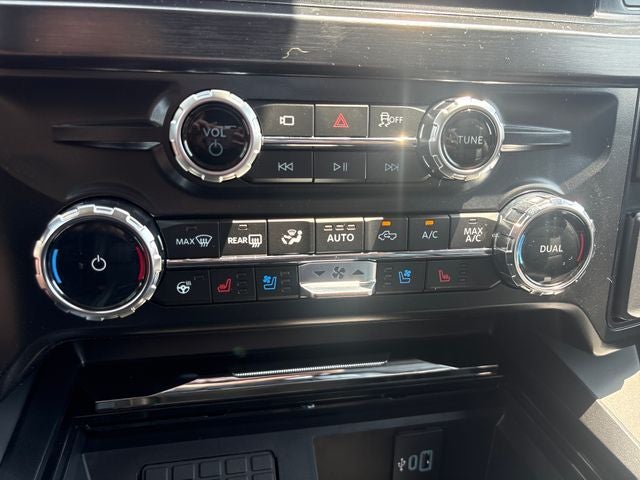 2026 Ford F-450SD Lariat DRW
