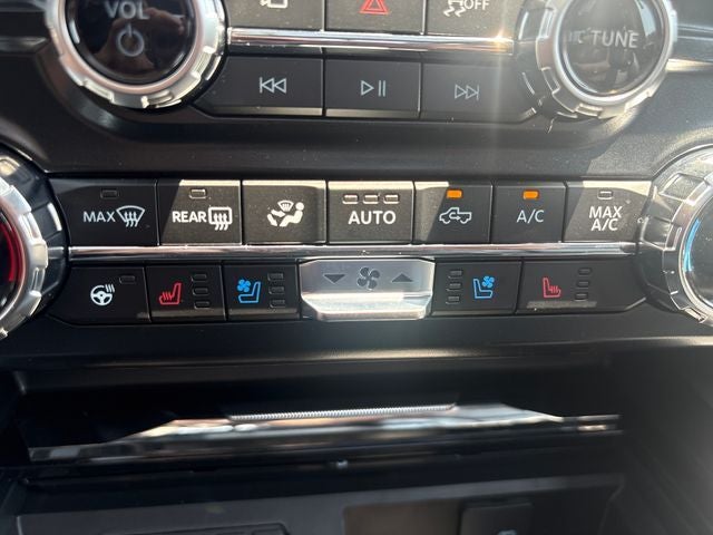 2026 Ford F-450SD Lariat DRW
