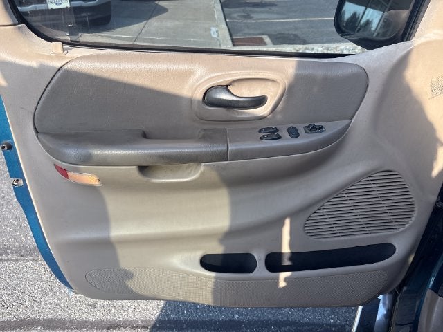 2001 Ford F-150 XL