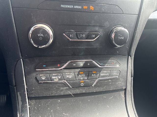 2020 Ford Edge SE