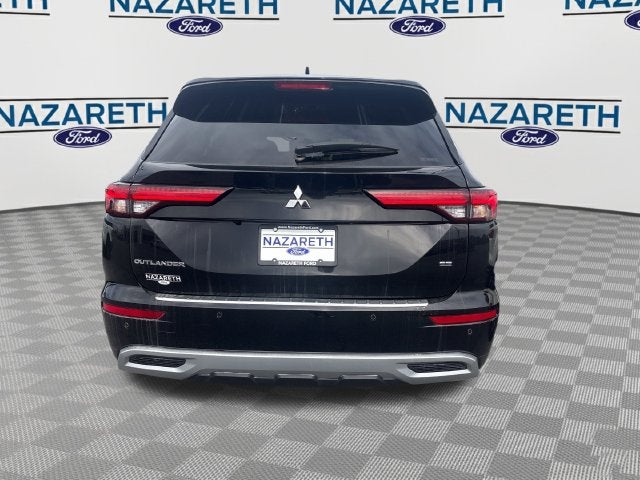 2023 Mitsubishi Outlander SE