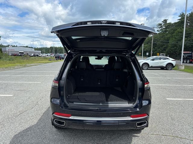 2023 Jeep Grand Cherokee Summit