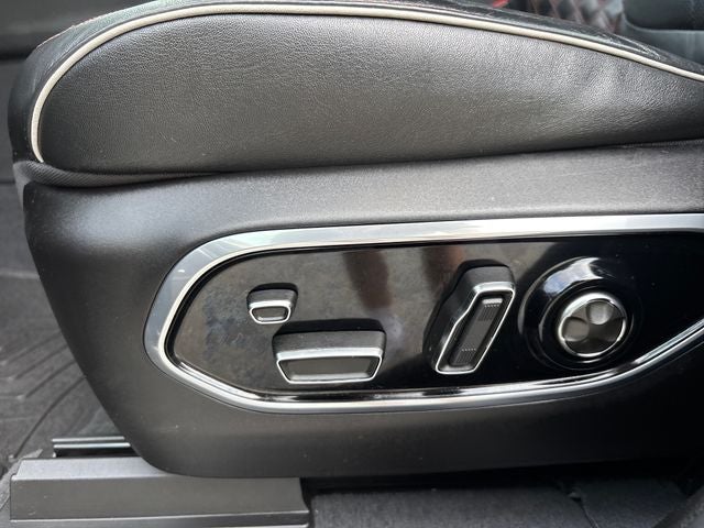 2023 Jeep Grand Cherokee Summit