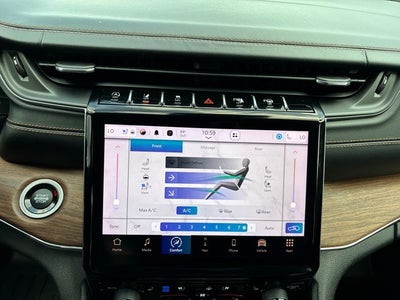 2023 Jeep Grand Cherokee Summit
