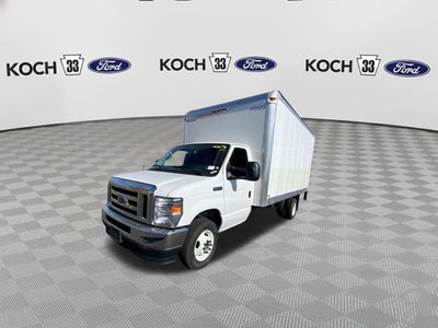 2025 Ford E-350SD Base Cutaway