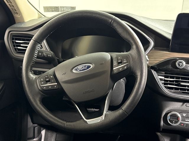 2020 Ford Escape Titanium Hybrid