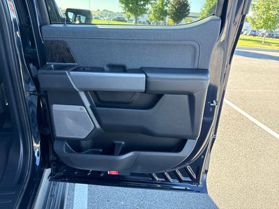2023 Ford F-150 Lightning Lariat