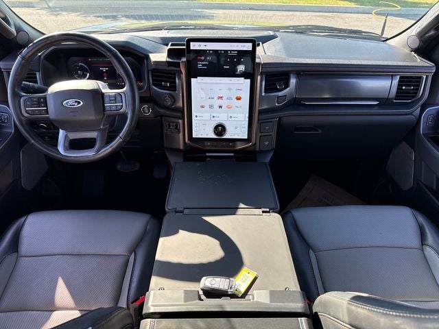 2023 Ford F-150 Lightning Lariat