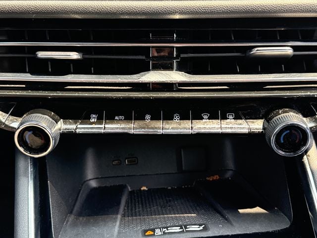 2025 Chevrolet Traverse LT 2LT