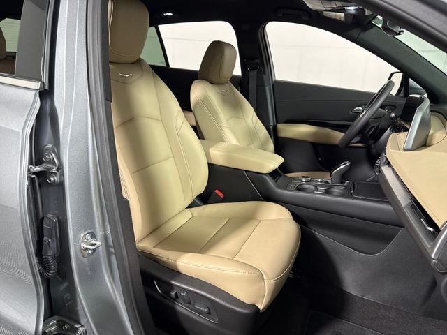 2024 Cadillac XT4 Luxury