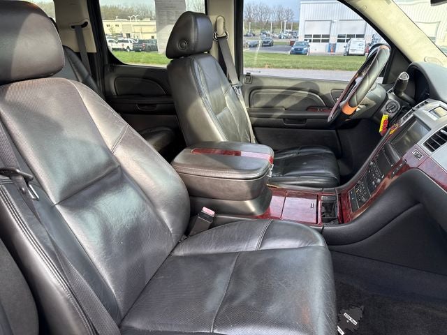 2008 Cadillac Escalade ESV Base