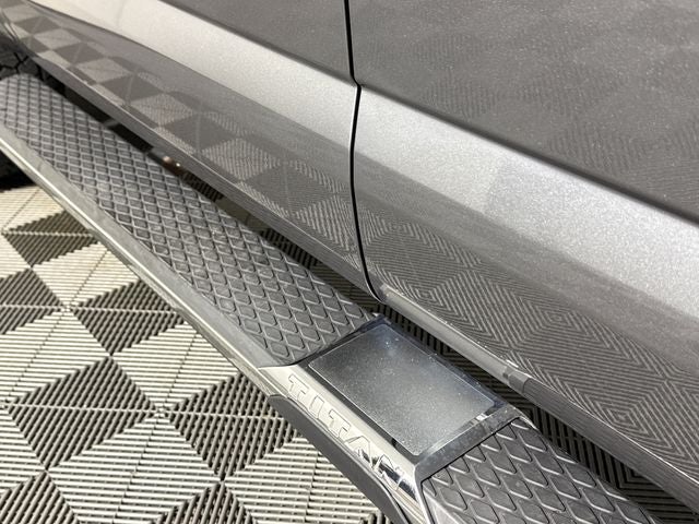 2018 Nissan Titan SL