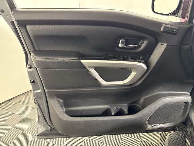 2018 Nissan Titan SL