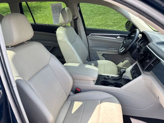 2021 Volkswagen Atlas 3.6L V6 SE w/Technology R-Line