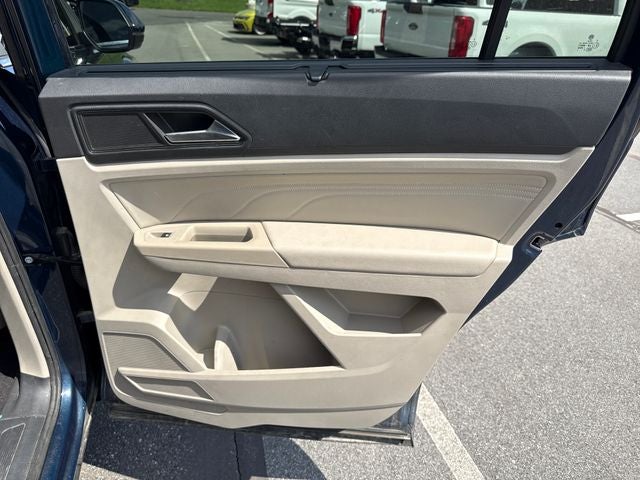2021 Volkswagen Atlas 3.6L V6 SE w/Technology R-Line