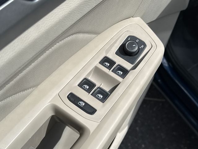 2021 Volkswagen Atlas 3.6L V6 SE w/Technology R-Line