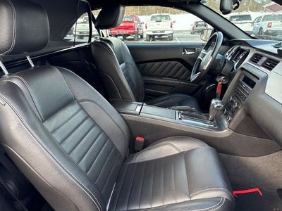 2011 Ford Mustang V6 Premium