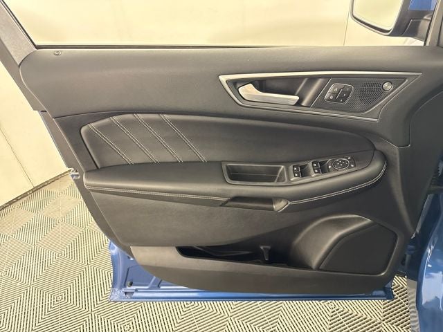 2021 Ford Edge ST