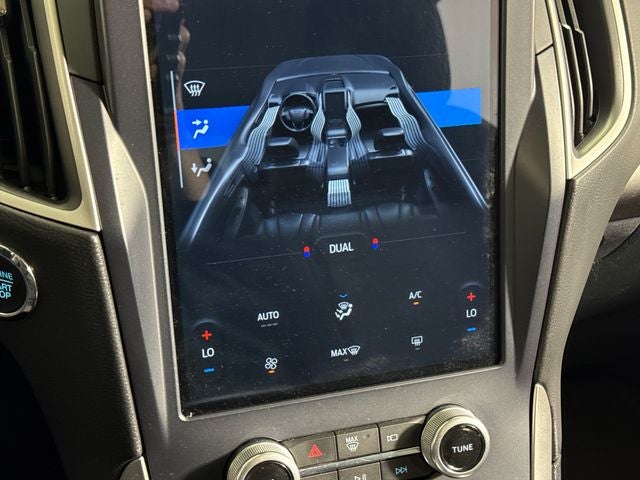 2023 Ford Edge SE