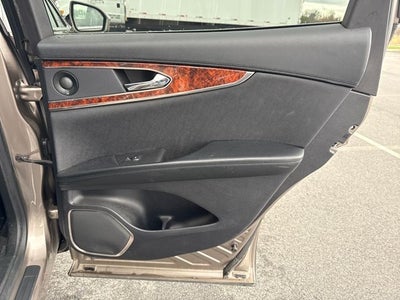 2019 Lincoln Nautilus Reserve