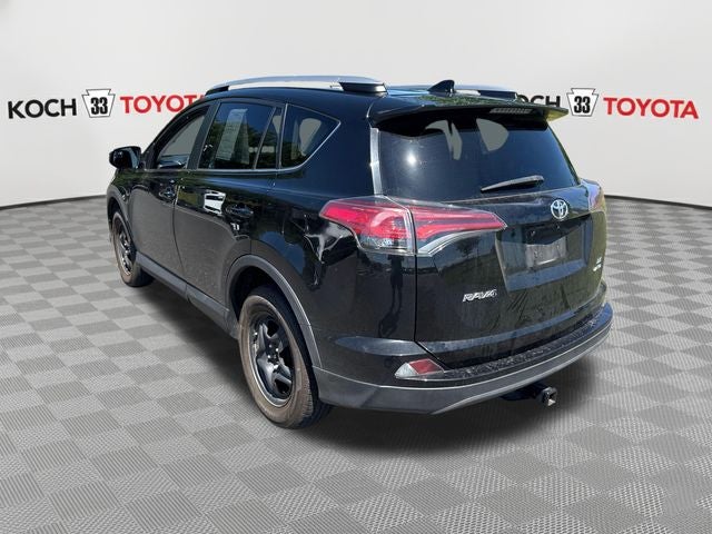 2017 Toyota RAV4 LE