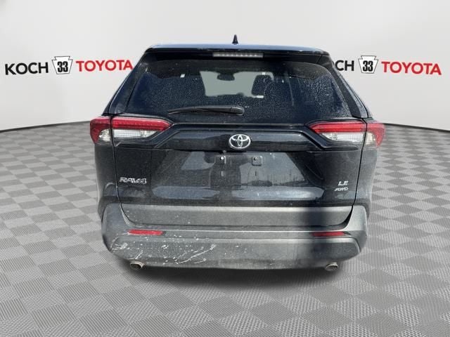 2024 Toyota RAV4 LE