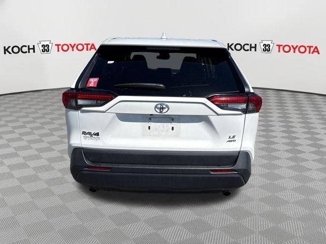 2023 Toyota RAV4 LE