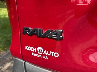 2025 Toyota RAV4 XLE