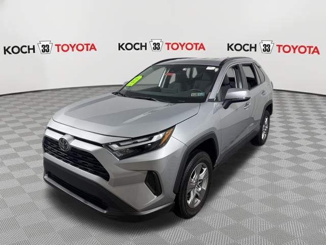 2022 Toyota RAV4 XLE
