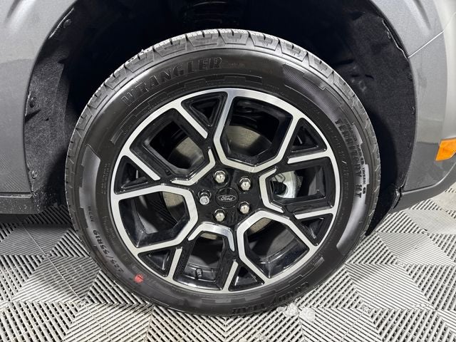 2026 Ford Maverick Lariat