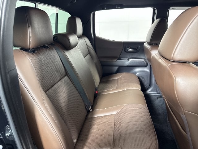 2023 Toyota Tacoma Limited V6