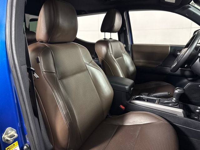 2017 Toyota Tacoma Limited V6