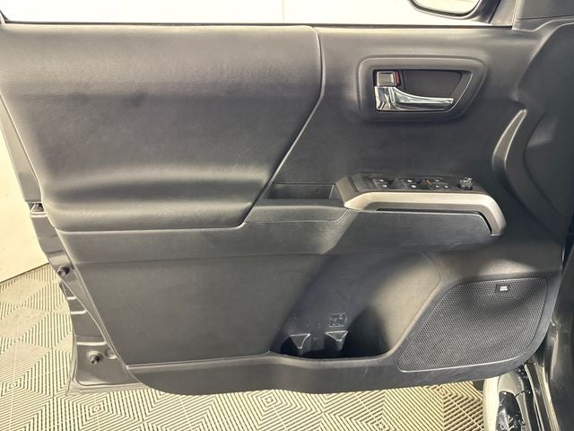 2019 Toyota Tacoma Limited V6