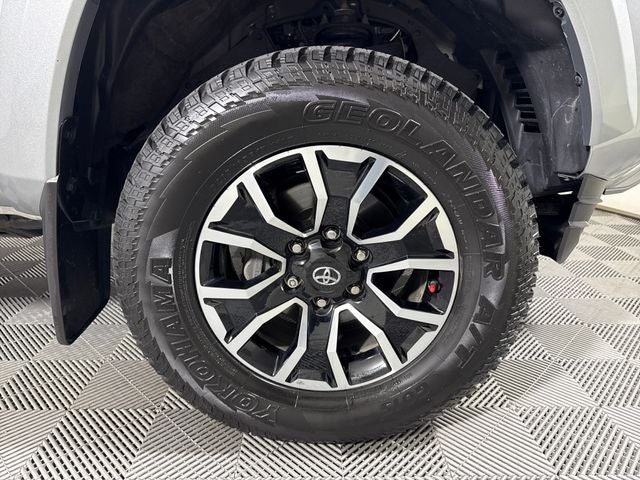 2023 Toyota Tacoma TRD Sport V6