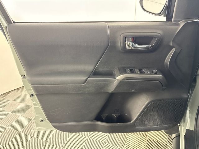 2022 Toyota Tacoma TRD Sport V6