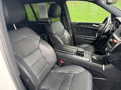 2015 Mercedes-Benz GL-Class GL 550 4MATIC®