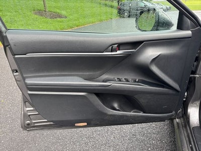 2019 Toyota Camry SE