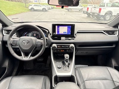 2023 Toyota RAV4 Hybrid SE