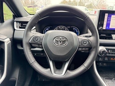 2023 Toyota RAV4 Hybrid SE