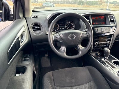 2015 Nissan Pathfinder S